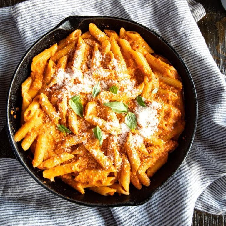 Roasted Red Pepper Penne Pasta