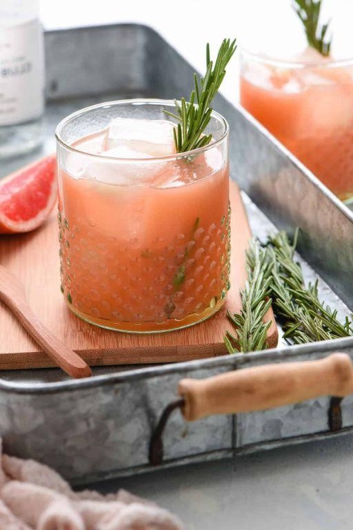Rosemary Grapefruit Martini
