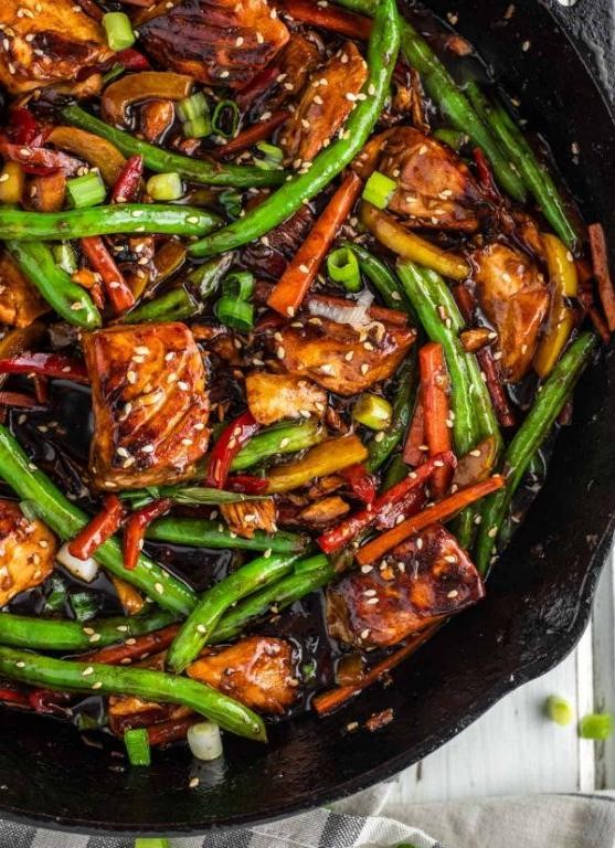 Salmon Basil Stir-Fry with Vegetables