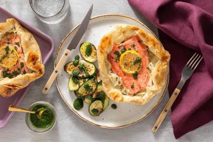 Salmon and Fennel En Papillote