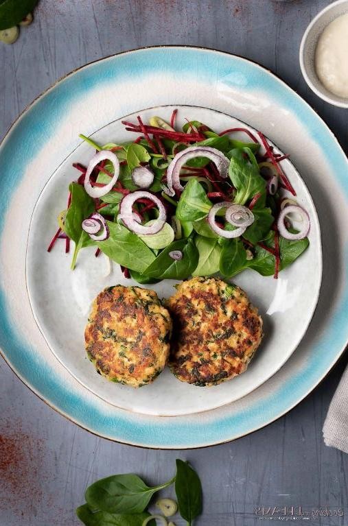 Salmon and Spinach Patty for Small Snouts