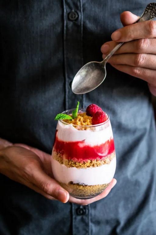 Salt-Free Raspberry Yogurt Parfait