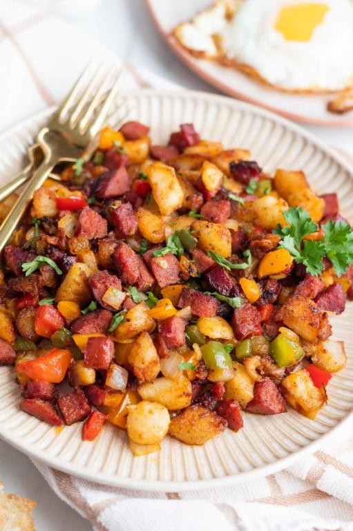 Sausage, Peppers, and Potatoes Hash