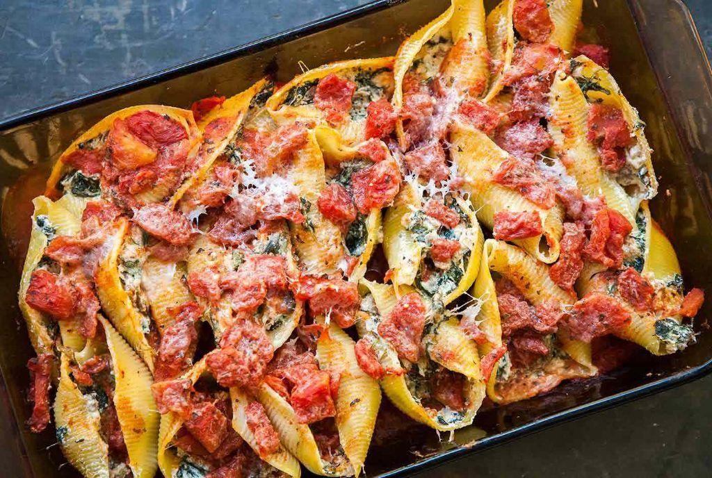Sausage, Ricotta, and Spinach Stuffed Shells
