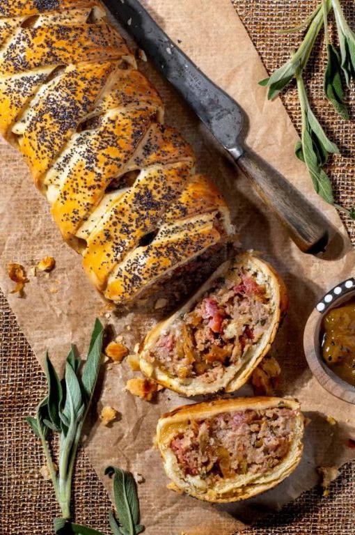 Sausage and Apple Puff Pastry Wellington