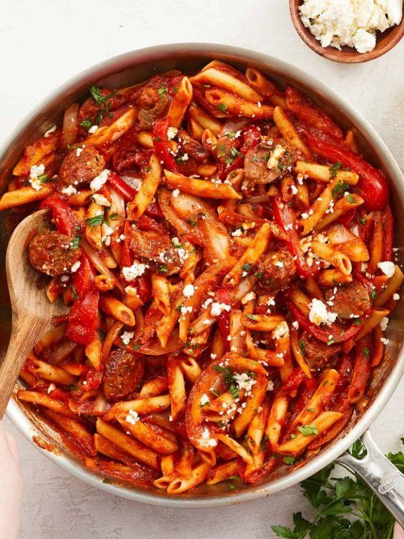Sausage and Roasted Red Pepper Fusilli