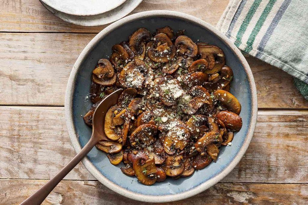 Sautéed Chestnut Mushrooms with Balsamic Glaze
