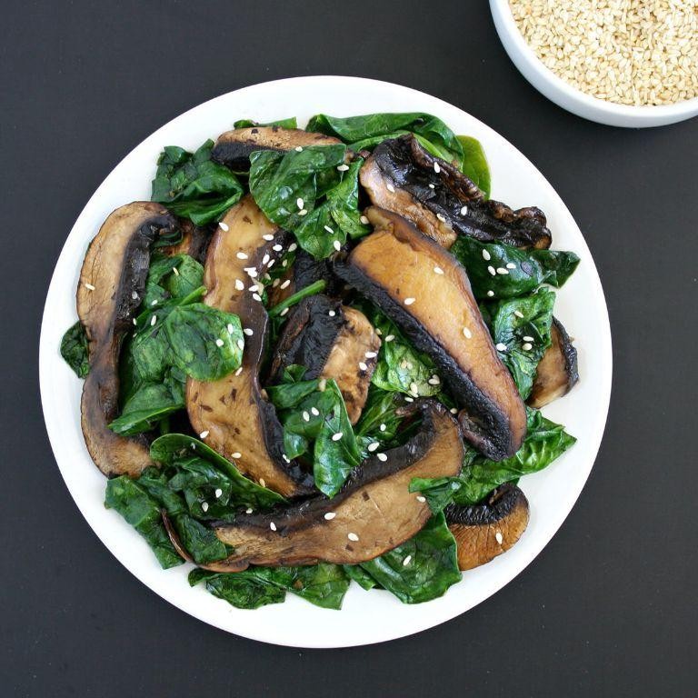 Sautéed Portobello and Spinach Stir-Fry