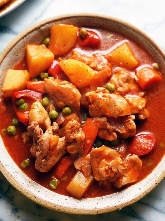 Savory Crock Pot Chicken Afritada