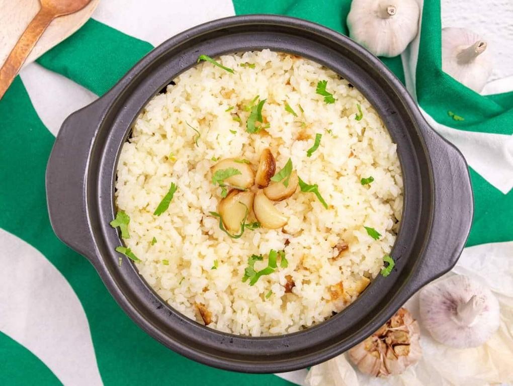 Savory Herb-Roasted Garlic Rice