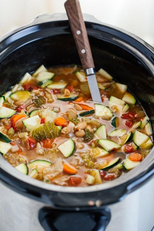 Savory Slow Cooker Minestrone Soup
