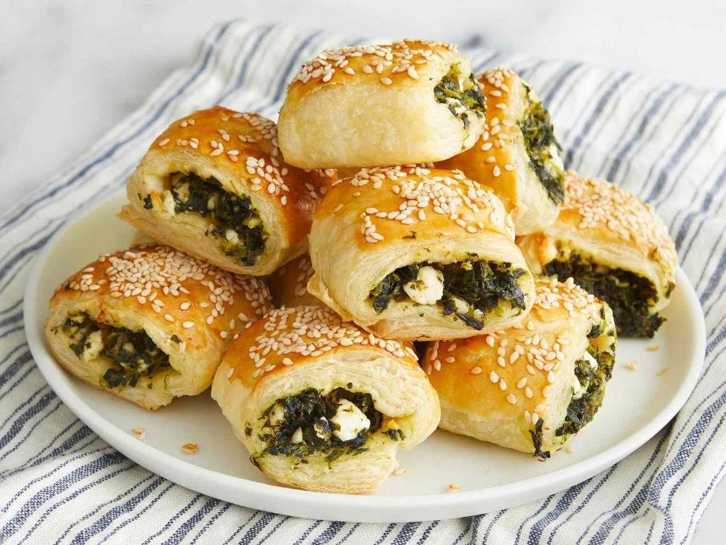 Savory Spinach and Cheese Puff Pastry Rolls
