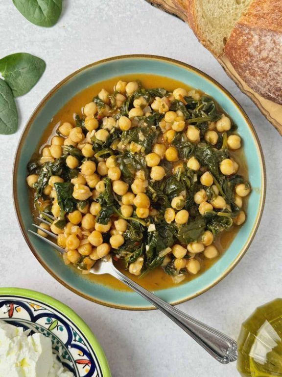 Savory Spinach and Chickpea Stew