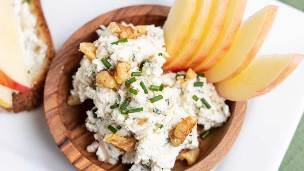 Savory Walnut and Blue Cheese Spread