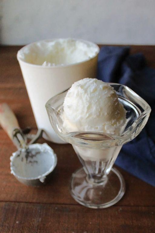 Silky Homemade Ice Cream with Half and Half