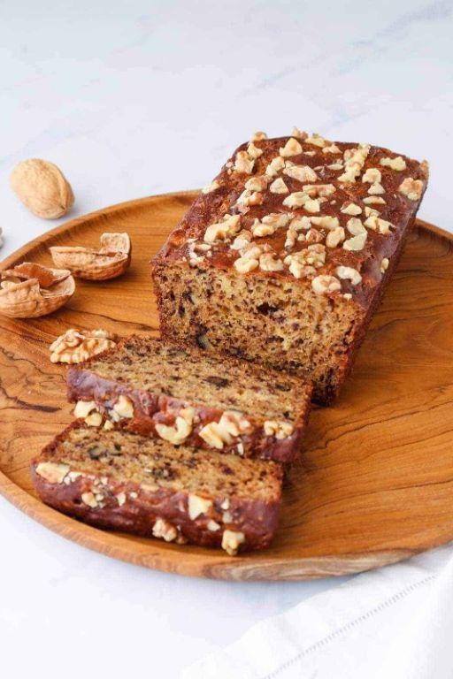 Simple Banana Bread with Walnuts