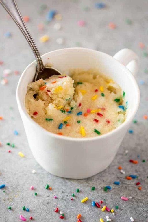Simple Fluffy Vanilla Mug Cake