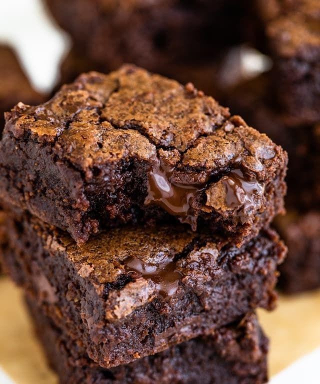 Simple One-Bowl Cocoa Brownies
