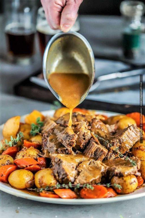 Simple Onion Gravy Slow Cooker Eye Round Roast