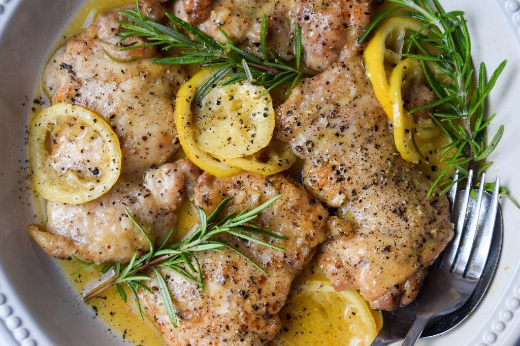 Simple Pan-Fried Chicken with Lemon Sauce
