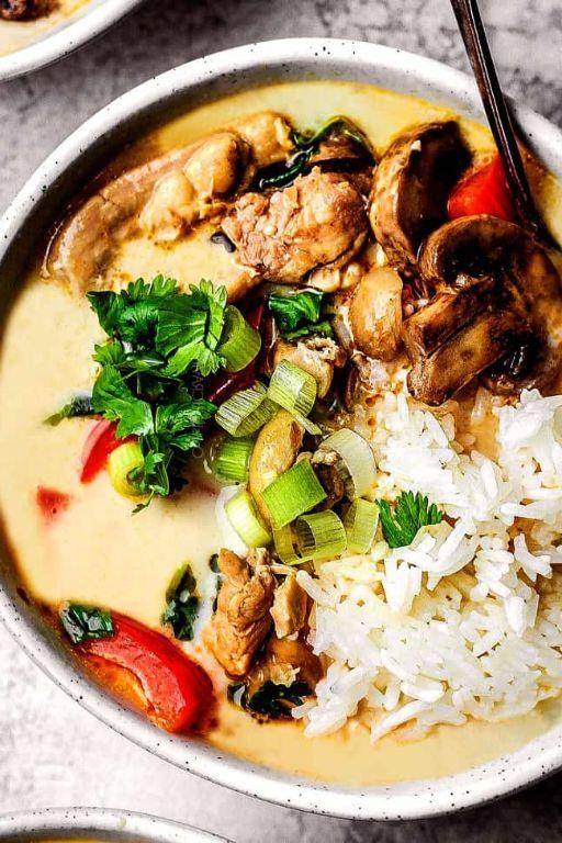 Simple Tom Kha Kai with White Rice