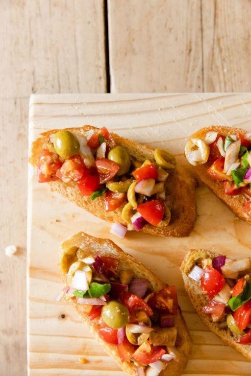 Simple Tomato and Olive Bruschetta
