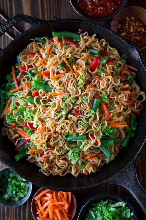 Simple Veggie Stir-Fry Noodles