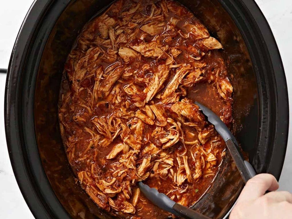 Slow Cooker Chicken and Salsa