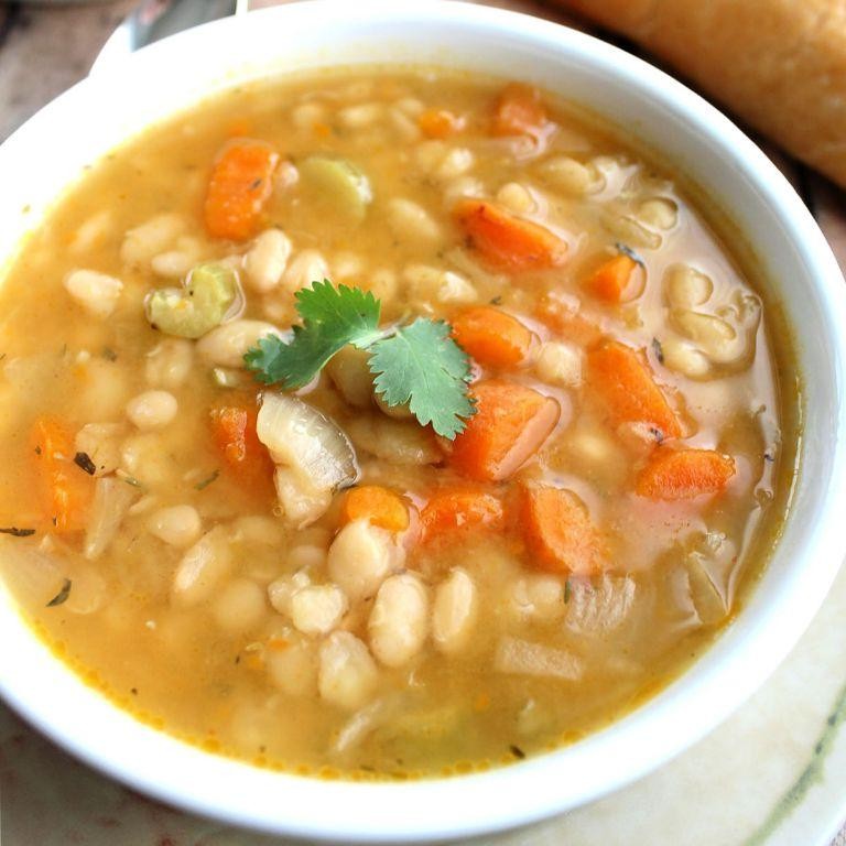 Slow Cooker Navy Bean Soup