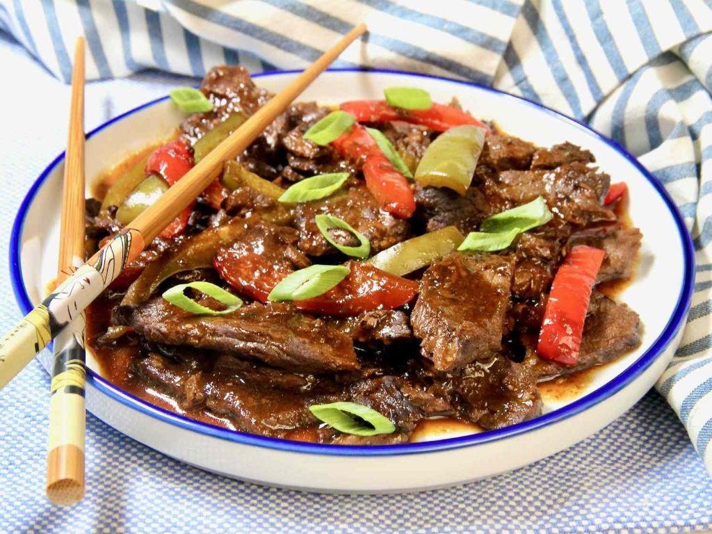 Slow Cooker Pepper Steak
