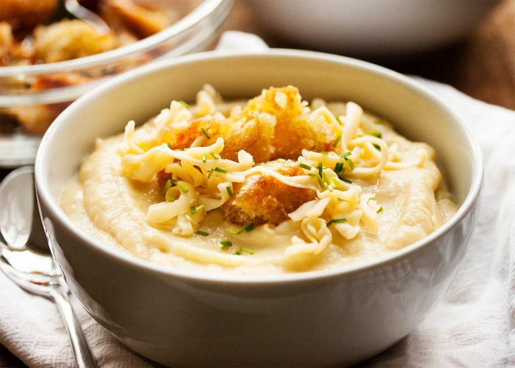 Slow Cooker Potato Leek Soup