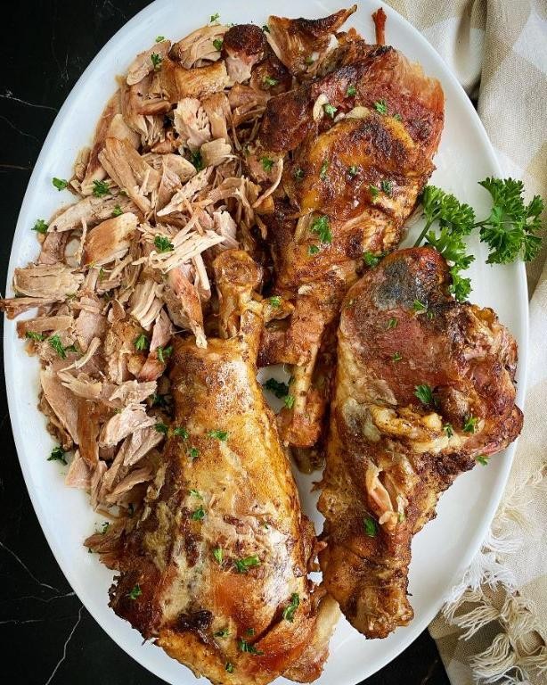 Slow Cooker Poultry Seasoning Turkey Legs