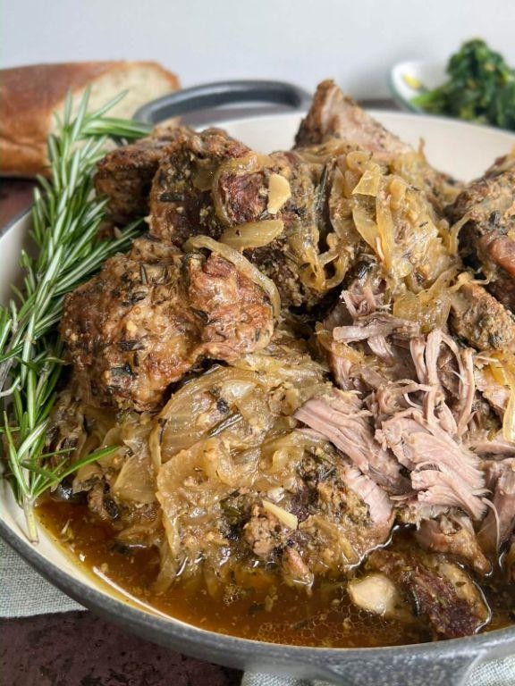 Slow Cooker Pulled Pork with Rosemary and Thyme