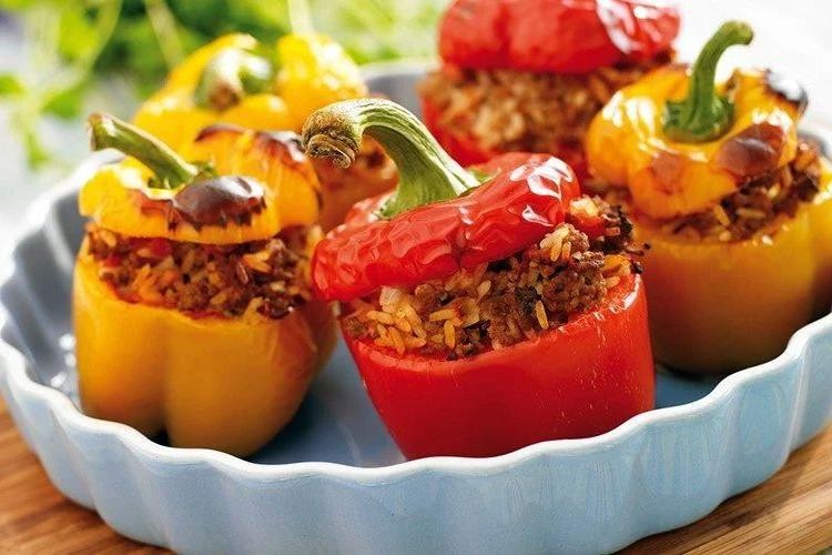 Slow Cooker Southwestern Stuffed Peppers