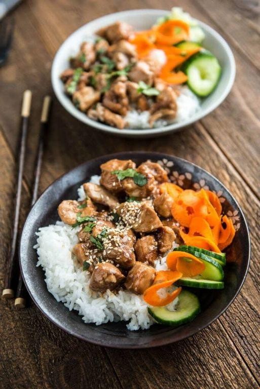 Slow-Cooked Ginger Chicken with Brown Rice