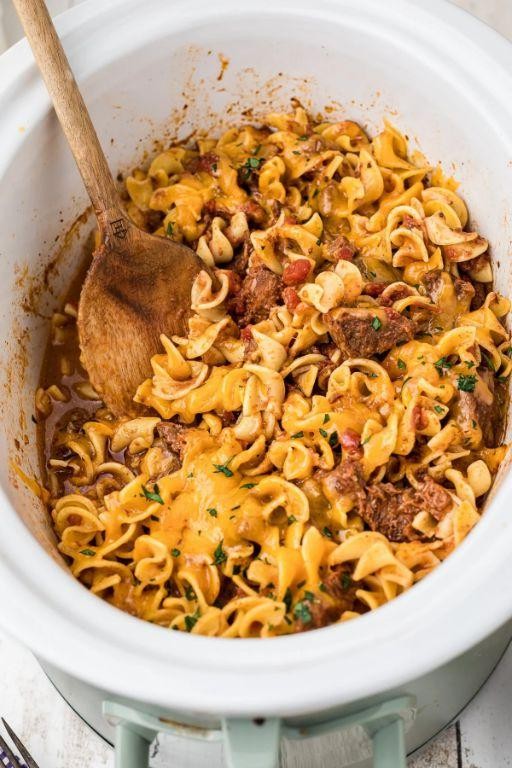 Slow-Cooker Corned Beef and Noodle Casserole
