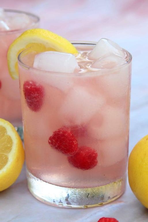 Smirnoff Lemonade Spritzer