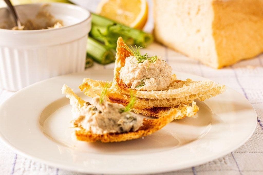 Smoked Pickerel Pâté with Toasted Baguette