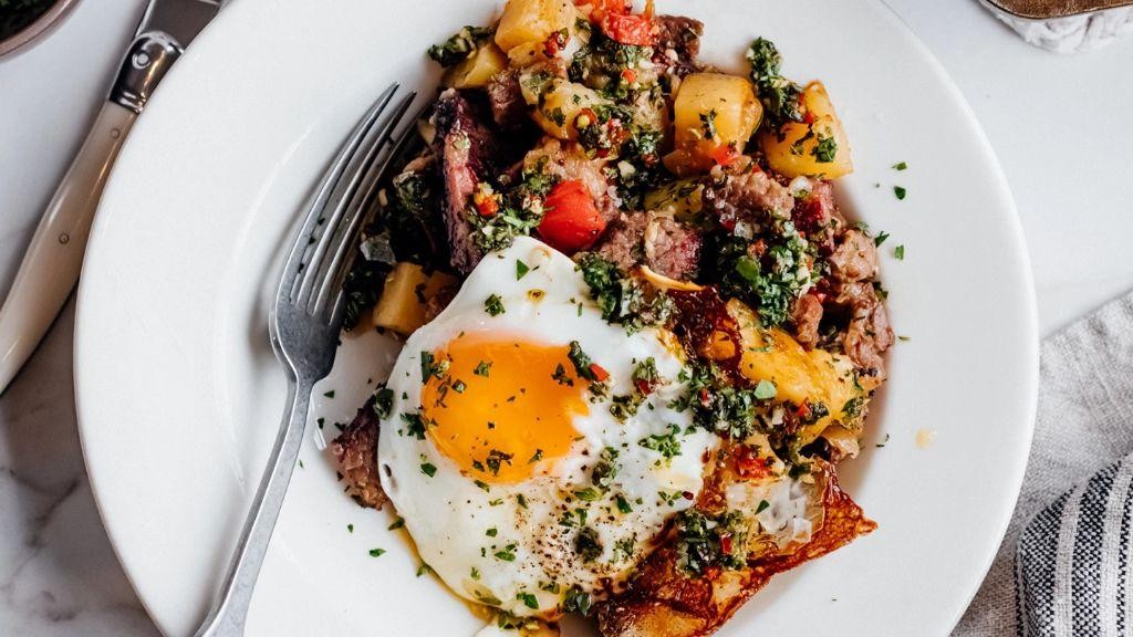 Smoky Beef and Hash Brown Hash