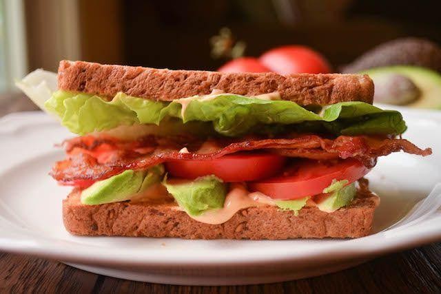 Smoky Chipotle BLT with Guacamole