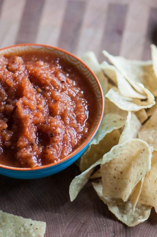Smoky Chipotle and Garlic Salsa