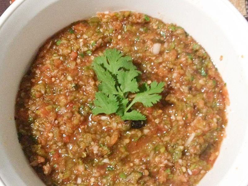 Smoky Pepperoncini Salsa