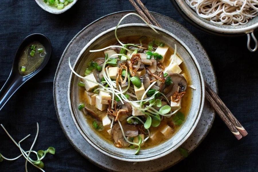 Soba Noodles with Tofu and Ginger Broth