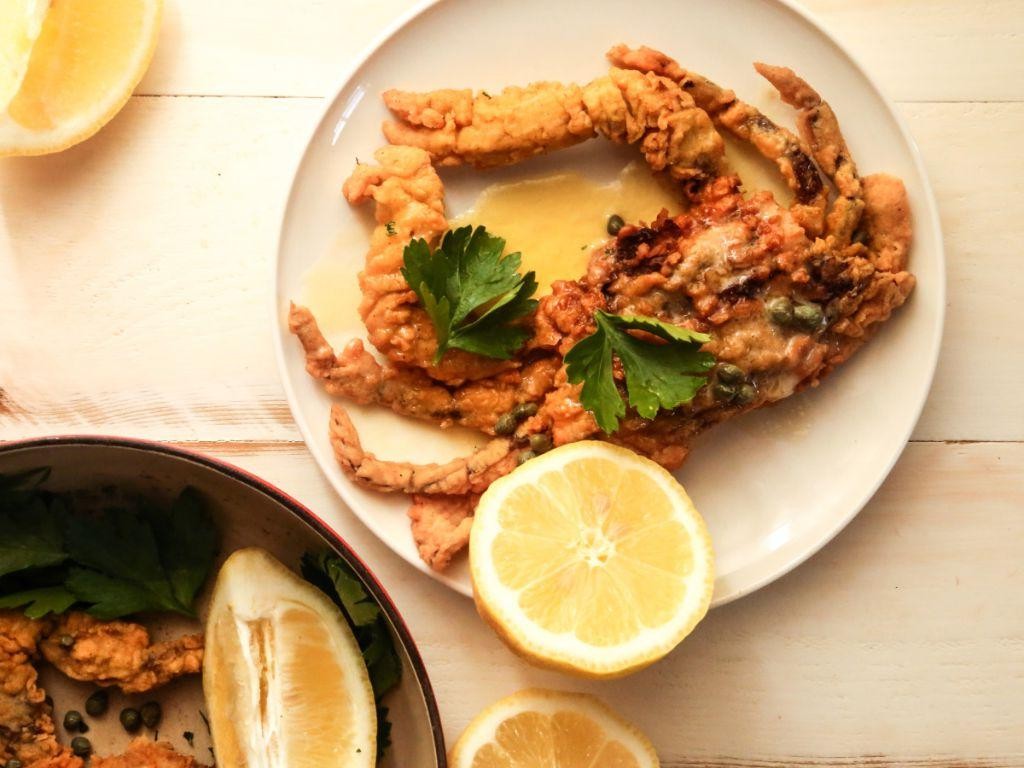 Soft Shell Crab with Lemon Garlic Butter Sauce