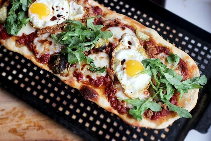 Sourdough Discard Flatbread Pizza