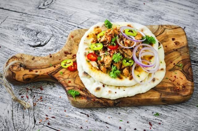Sourdough Flatbread with Tzatziki and Grilled Chicken