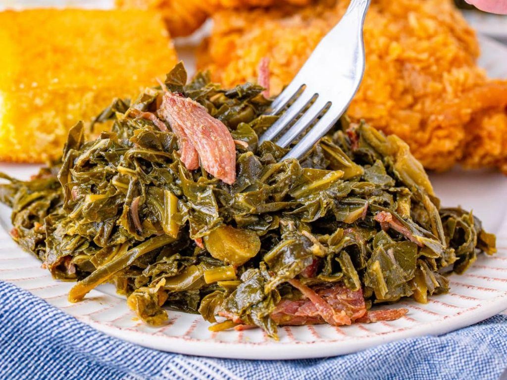 Southern Collard Greens with Ham Hocks