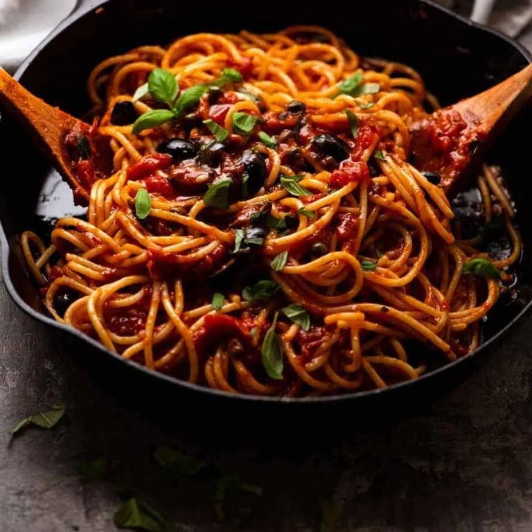 Spaghetti alla Puttanesca