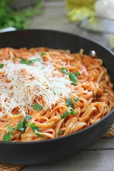 Spaghetti with Creamy Pizza Sauce