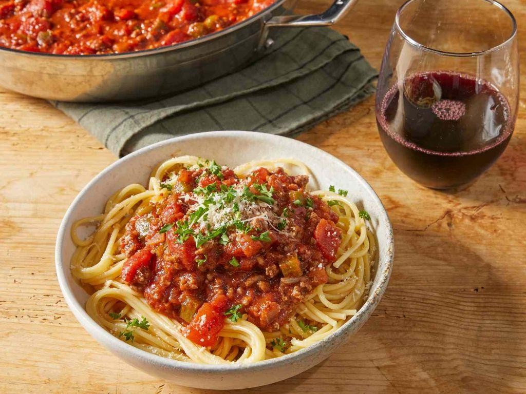 Spaghetti with Hamburger Sauce